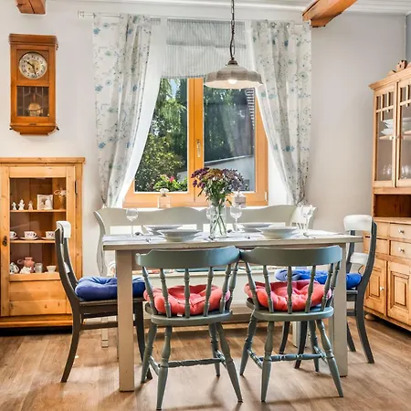Vakantiehuis U Kubcu Hrubá Skála